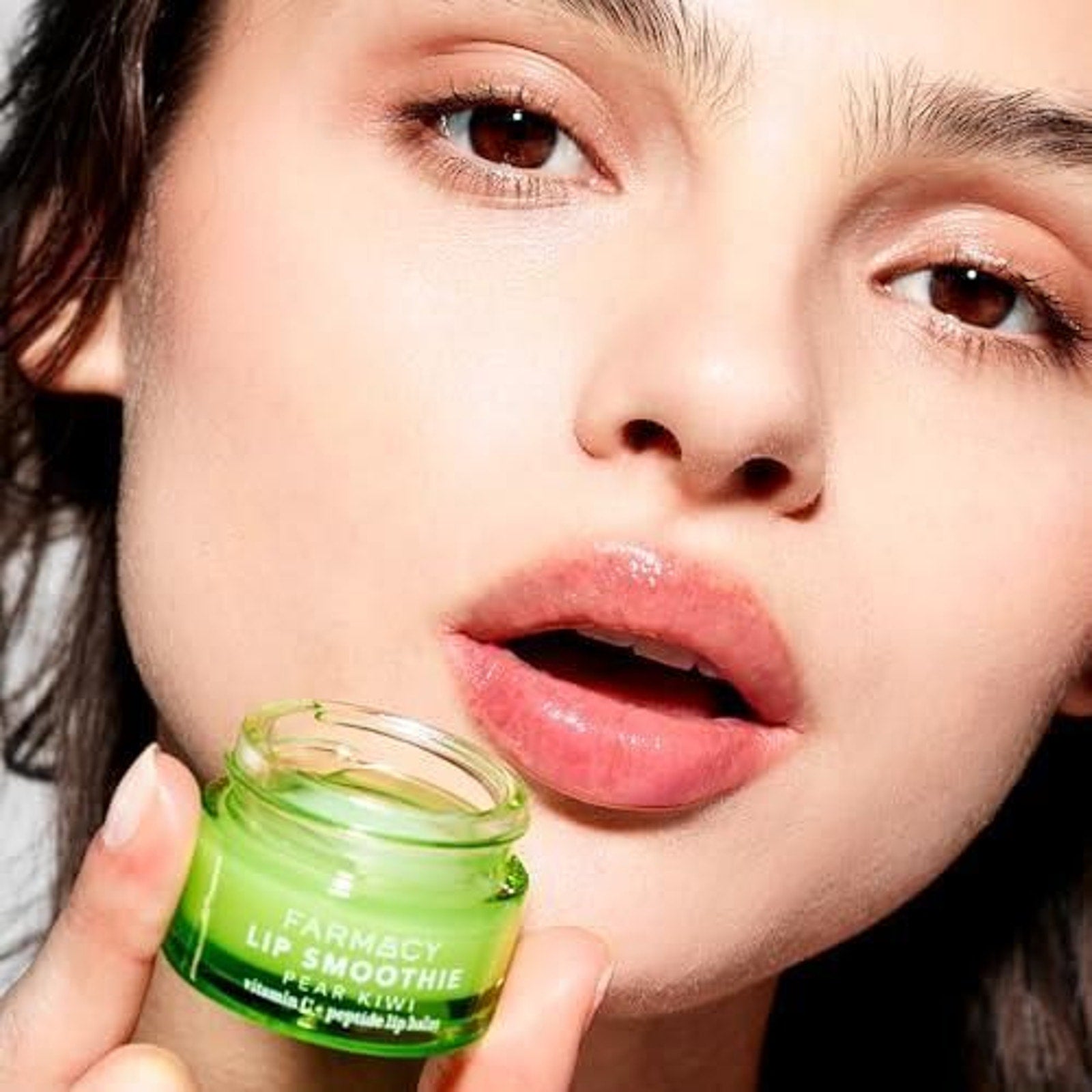 Farmacy Lip Smoothie Pear Kiwi Vitamin C + Peptide Lip Balm 0.34 Oz